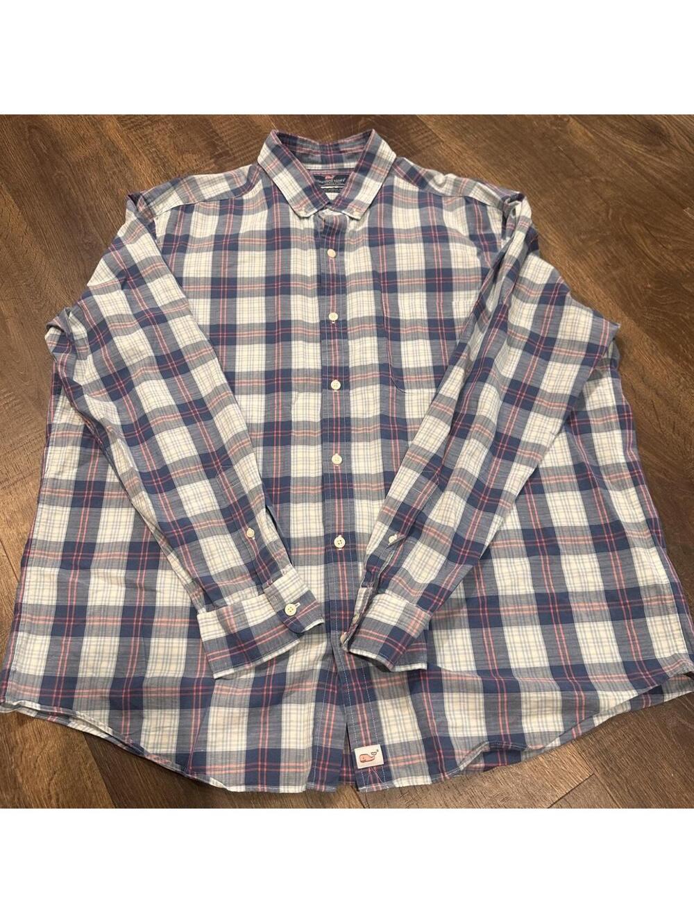Vineyard Vines Men's Blue and Multi Shirt